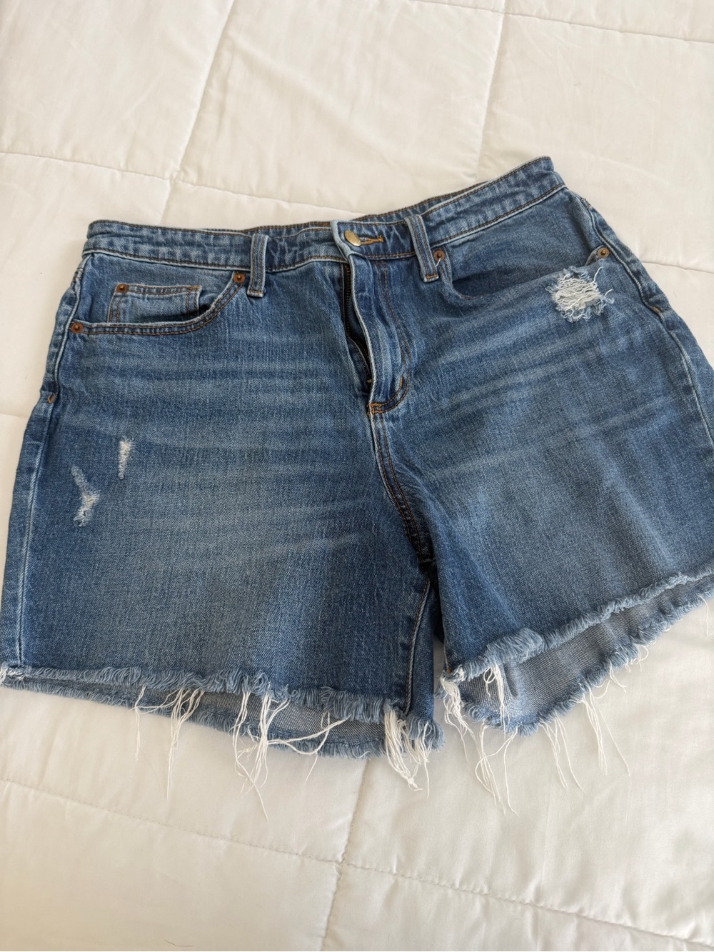 Universal Thread Distressed Denim Jean Shorts - Medium Blue